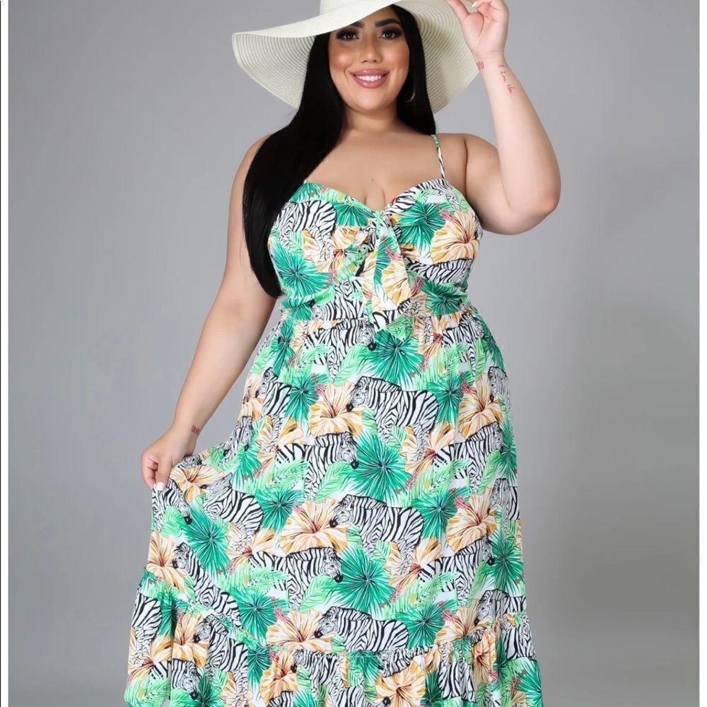 NWT Safari Maxi Dress - Size 1X